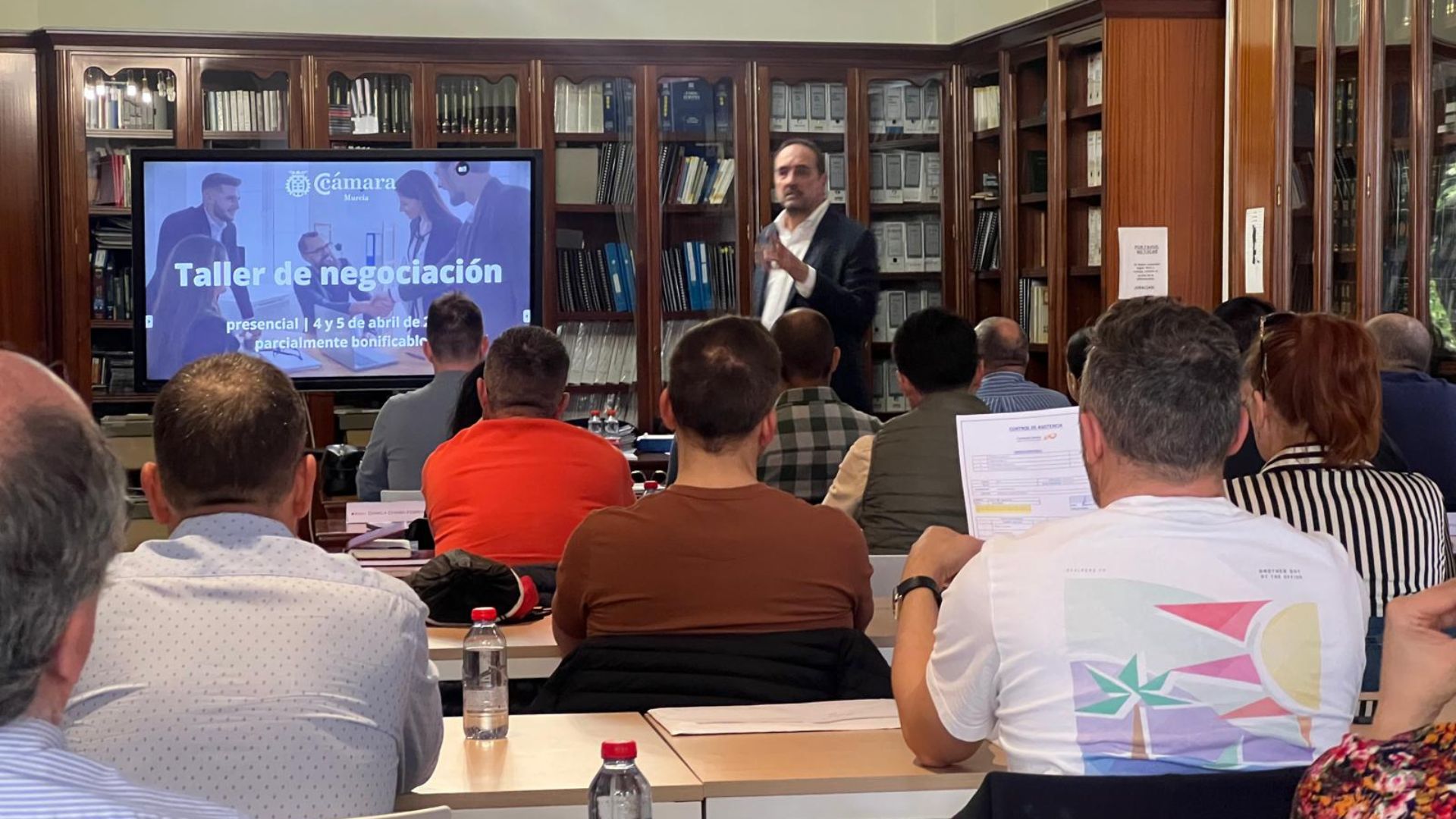 Taller de Negociación | Andrés Caballero | Formación Ejecutiva | Cámara de Comercio de Murcia | Ismael Olea