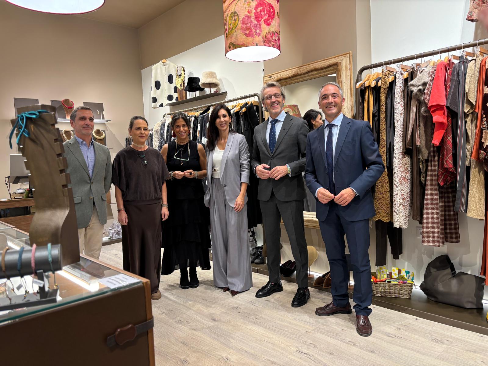 La Cámara de Comercio de Murcia impulsa la competitividad de 38 comercios locales con un programa de consultorías